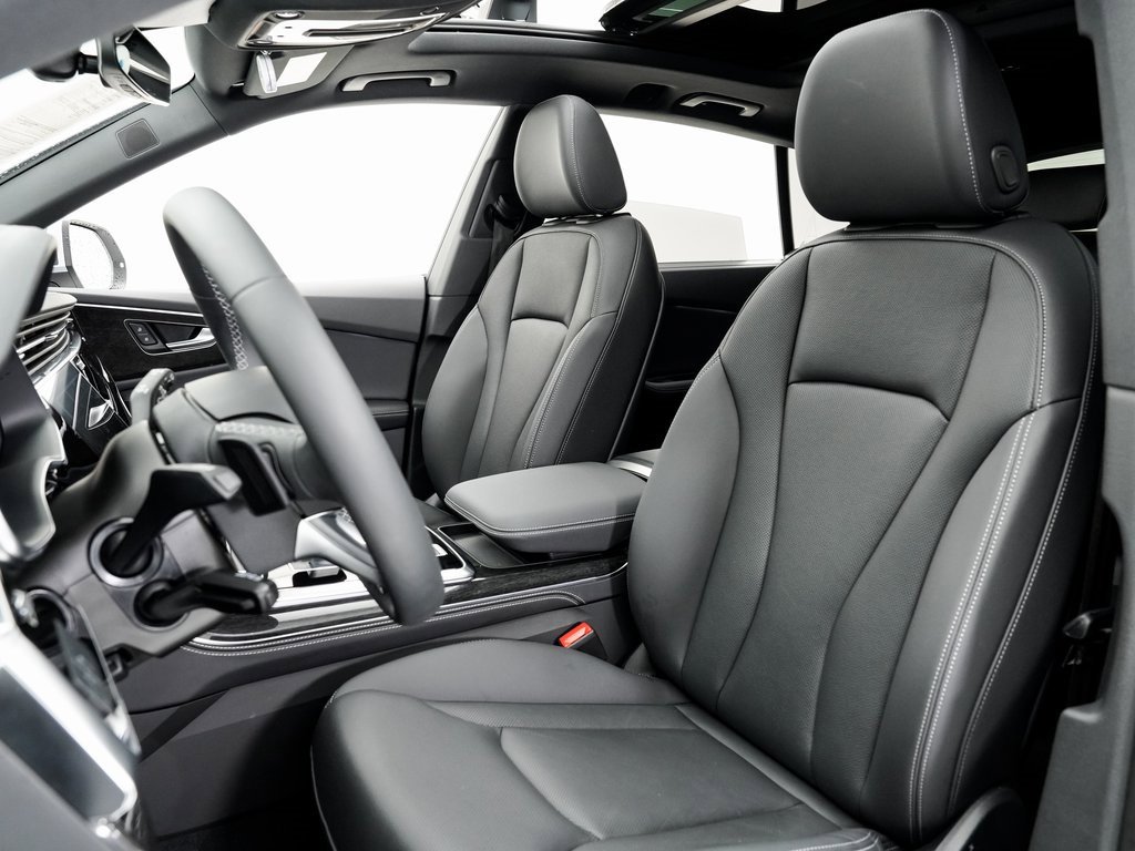 Certified 2025 Audi Q8 Premium Plus w/ Premium Plus Package image 5