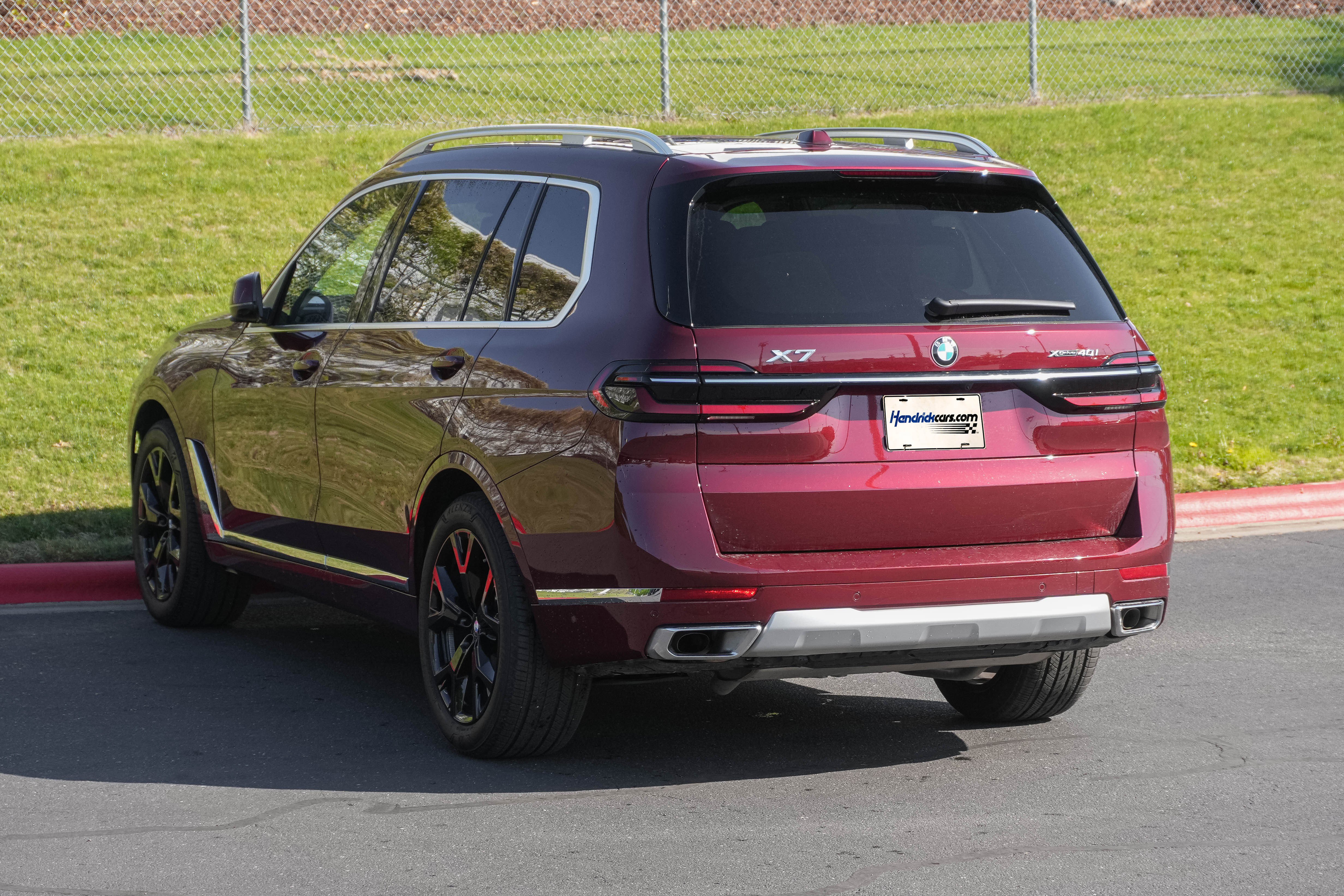 Used 2026 BMW X7 xDrive40i w/ Premium Package image 7
