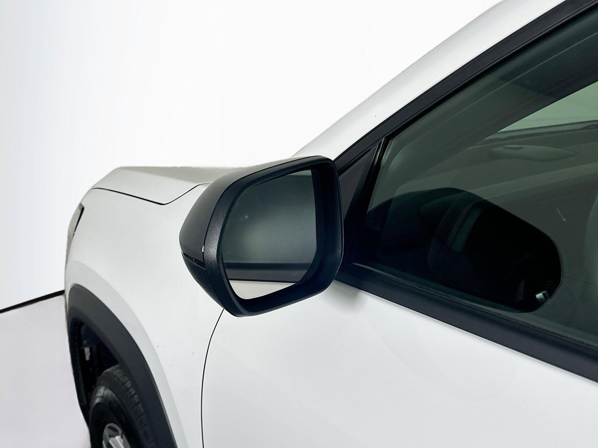 Used 2025 GMC Terrain Elevation image 16