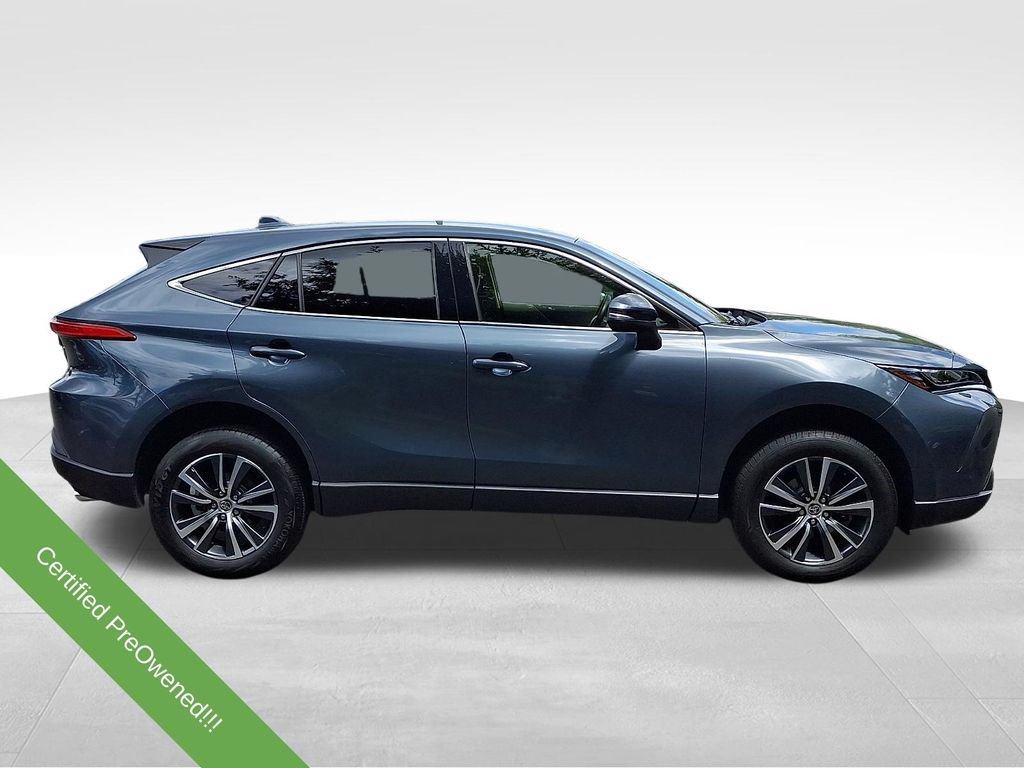 Used 2022 Toyota Venza LE AWD/4WD image 7