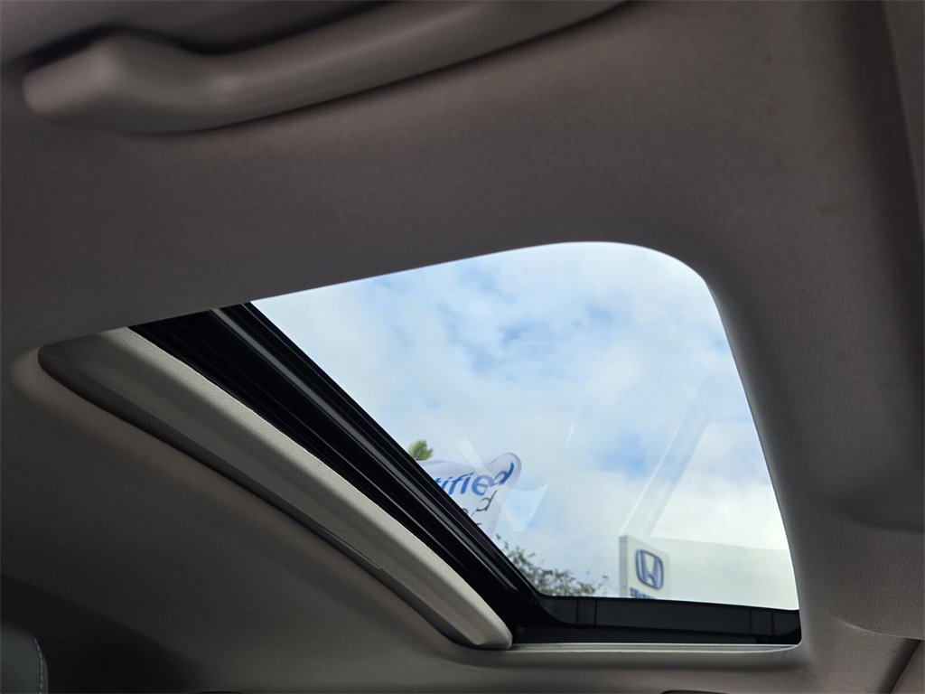 Certified 2024 Honda Civic EX-L image 18