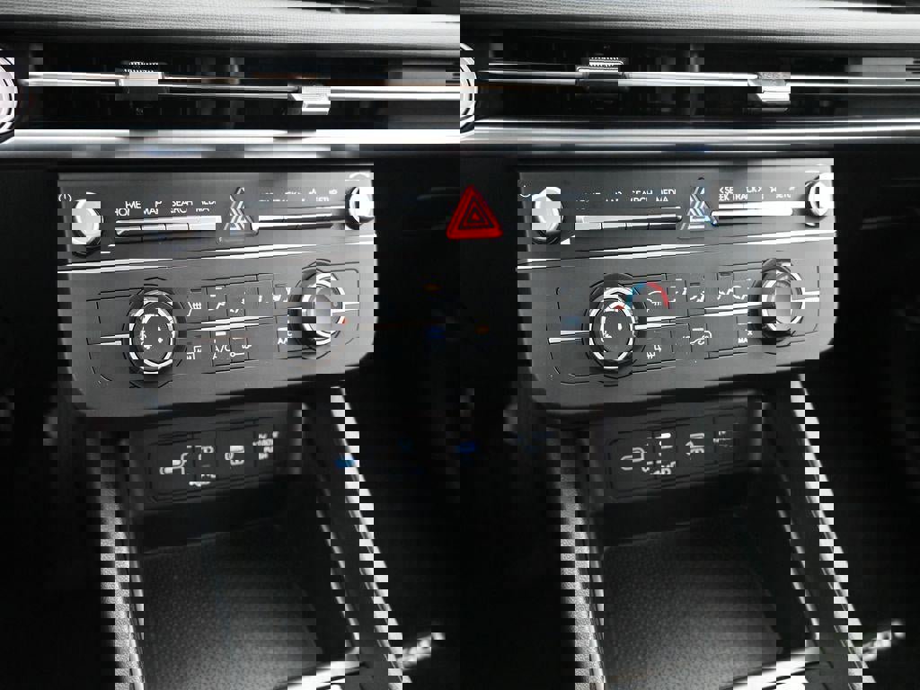 New 2026 Hyundai Tucson SE image 19