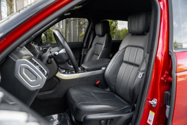 Used 2019 Land Rover Range Rover Sport SE image 39
