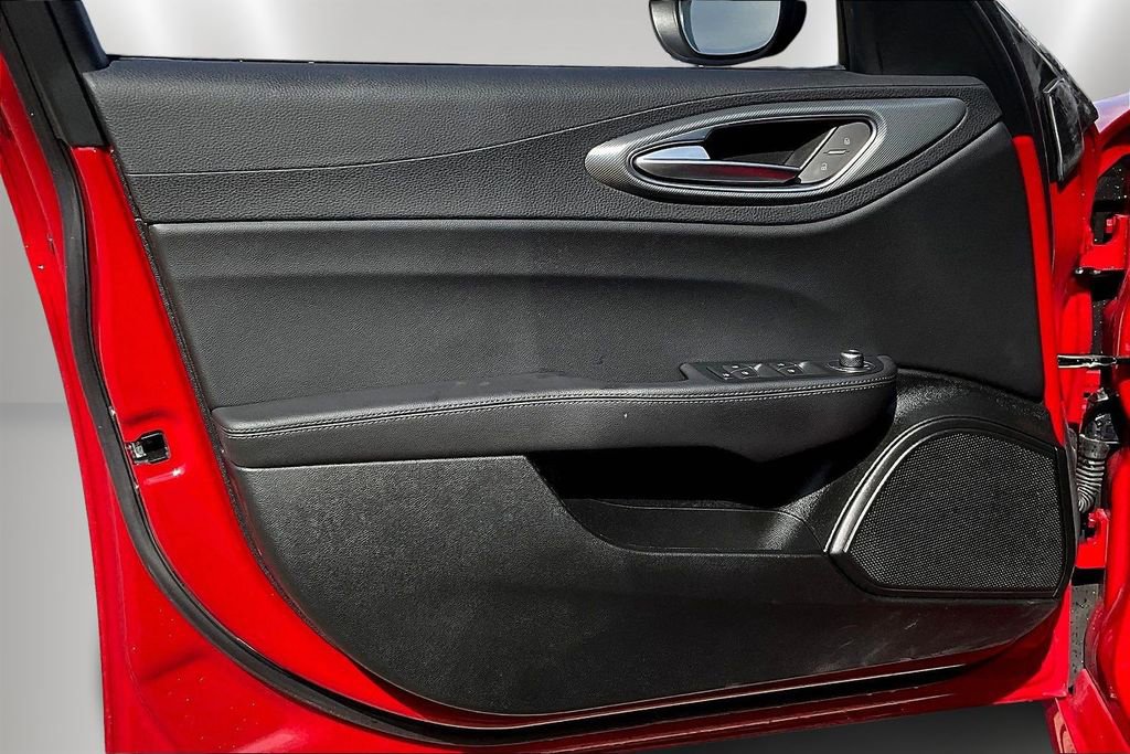 Used 2024 Alfa Romeo Giulia Ti image 20