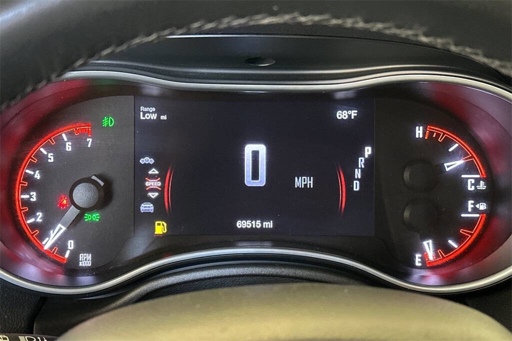 Used 2020 Dodge Durango SXT image 25