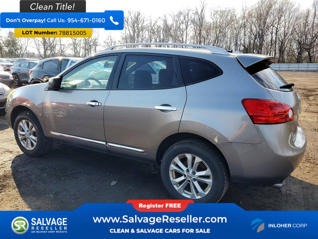 Used 2013 Nissan Rogue SV w/ Premium Pkg image 3