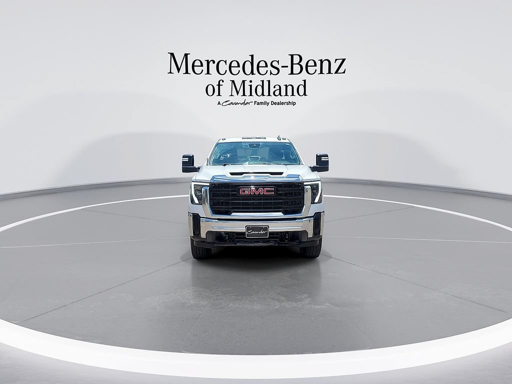 Used 2024 GMC Sierra 3500 Pro w/ Convenience Package AWD/4WD image 3