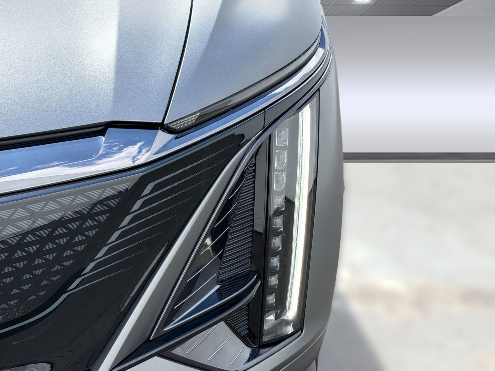 New 2026 Cadillac Lyriq V w/ LPO, Floor Liner Package AWD/4WD image 10