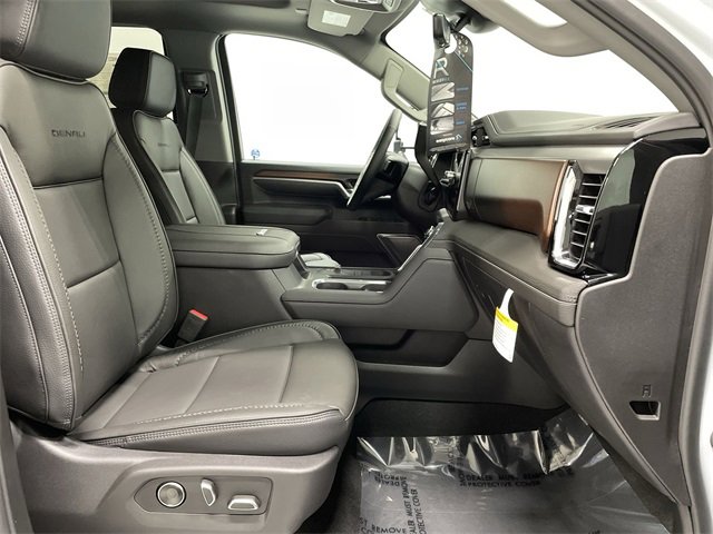 New 2026 GMC Sierra 2500 Denali w/ Denali Reserve Package image 19