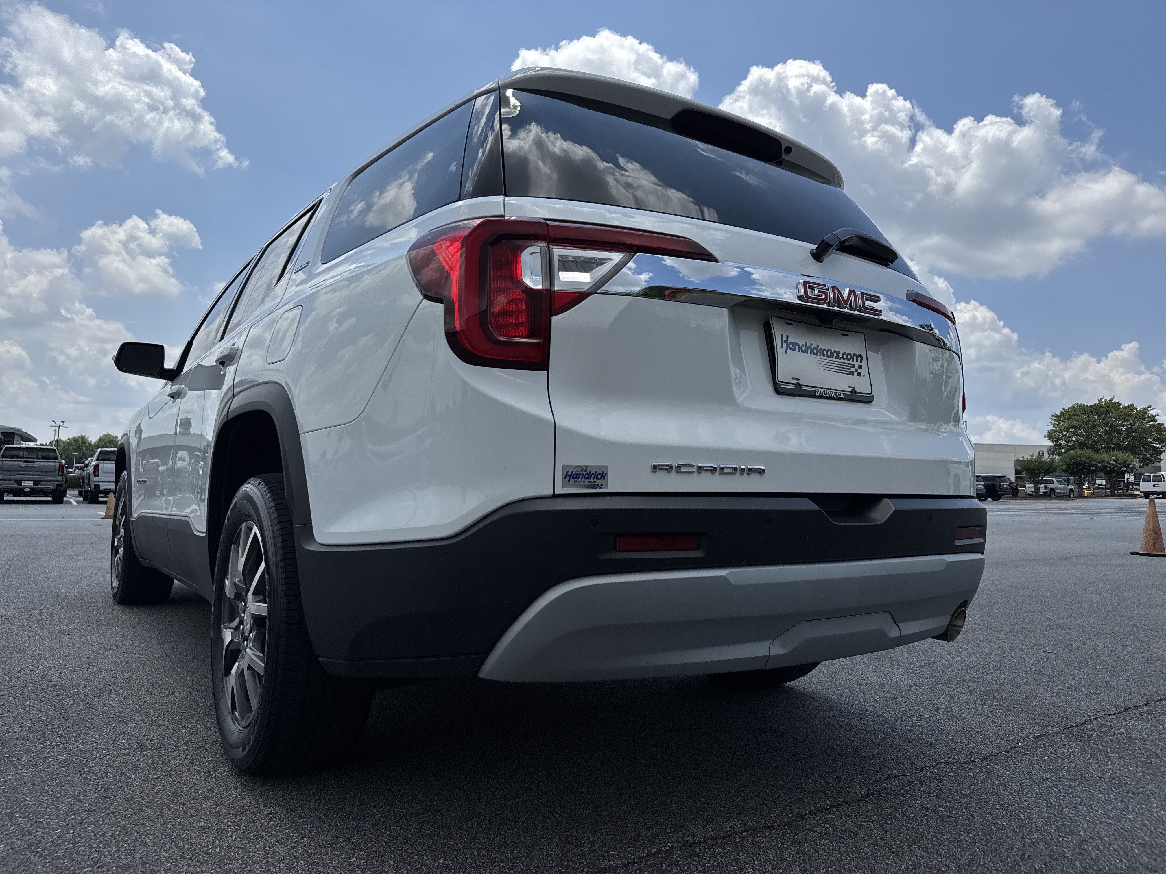 Used 2020 GMC Acadia SLE FWD image 8