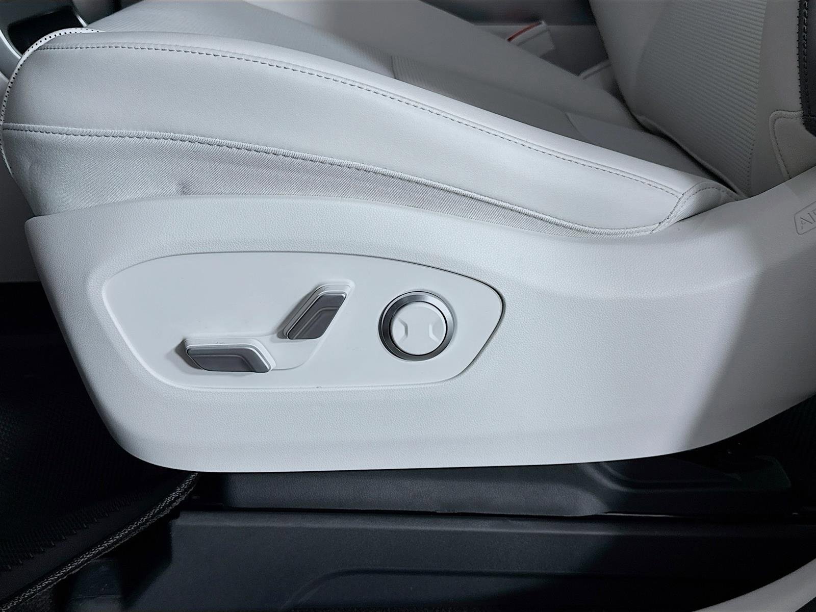 New 2026 Hyundai Ioniq 9 SEL image 20