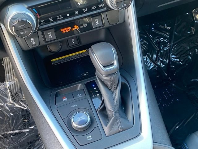 Certified 2020 Toyota RAV4 XSE AWD/4WD image 20