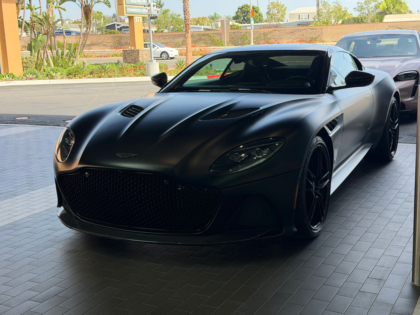 Used 2021 Aston Martin DBS Superleggera RWD image 4