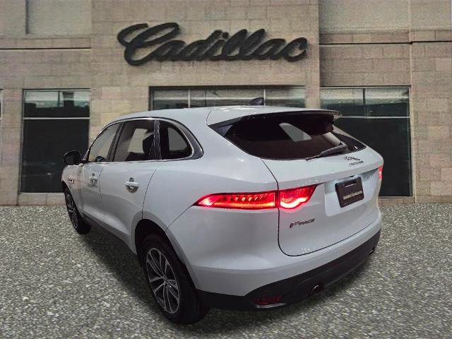 Used 2020 Jaguar F-PACE Premium image 3