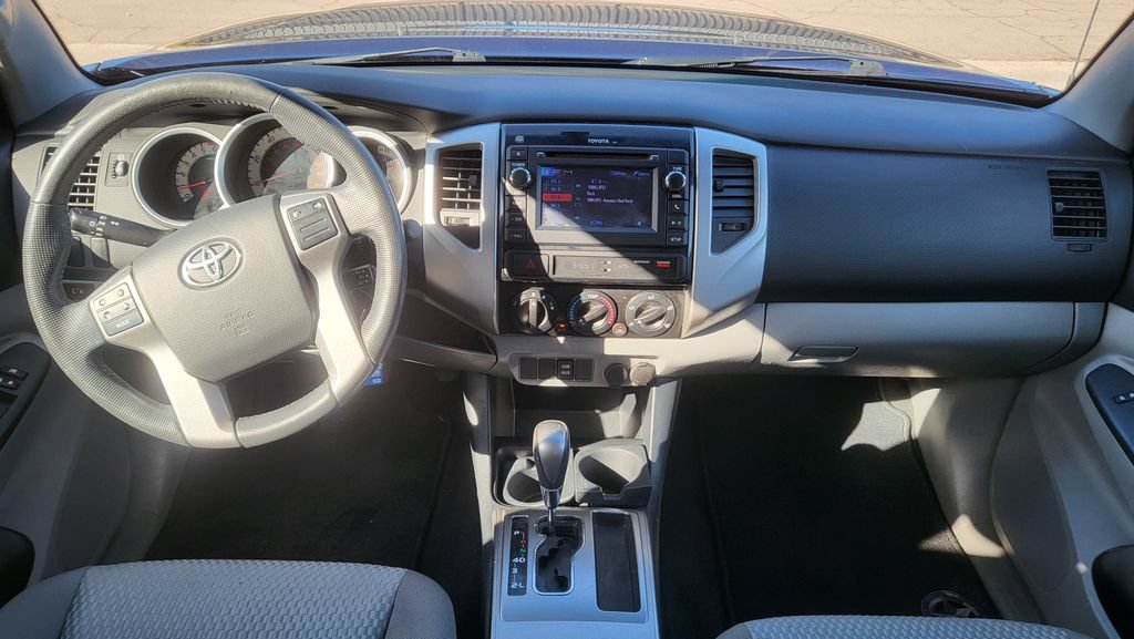 Used 2013 Toyota Tacoma PreRunner w/ SR5 Pkg RWD image 24