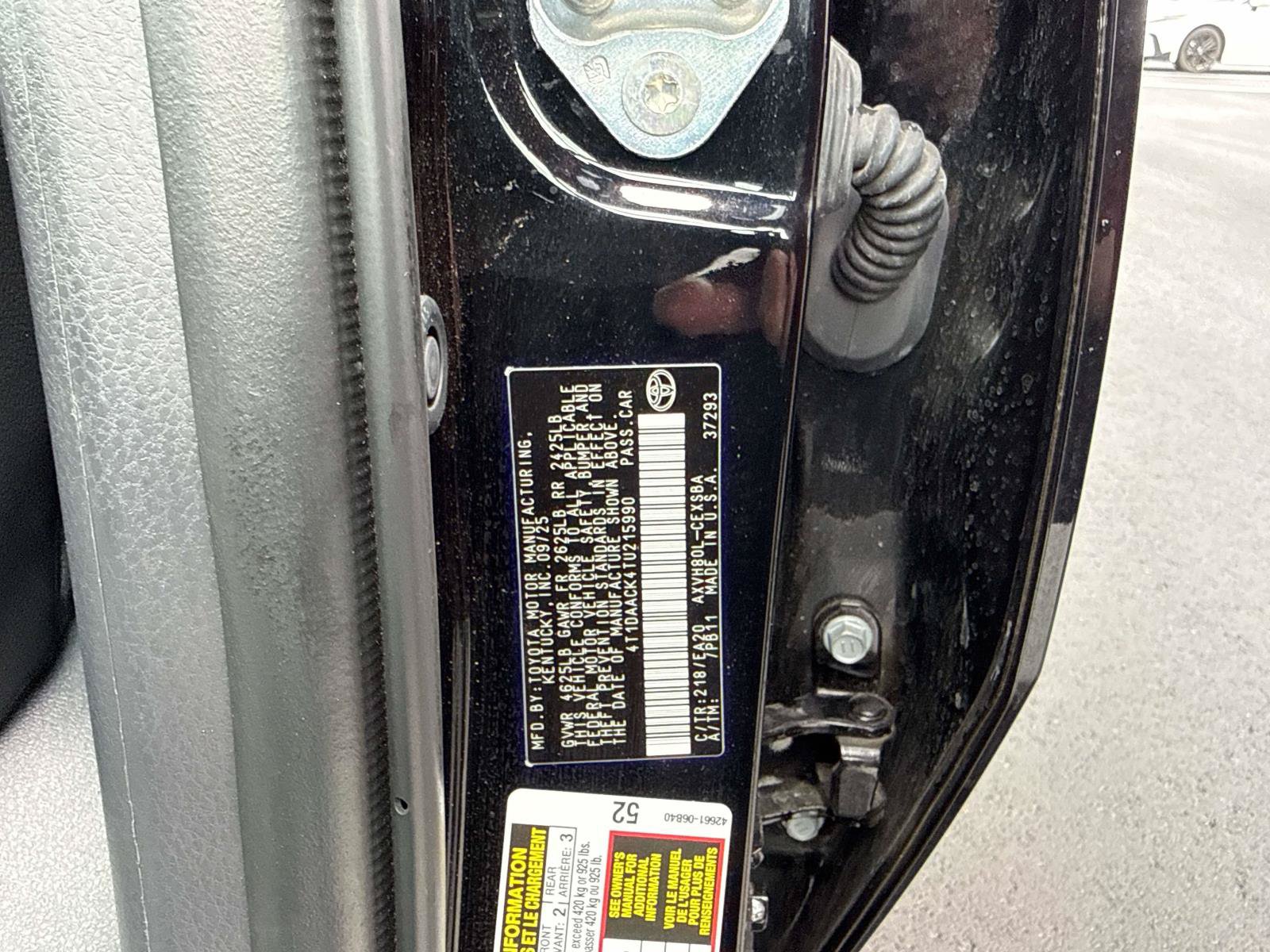 Used 2026 Toyota Camry SE FWD image 27