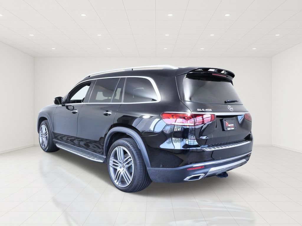 Used 2021 Mercedes-Benz GLS 450 4MATIC image 4