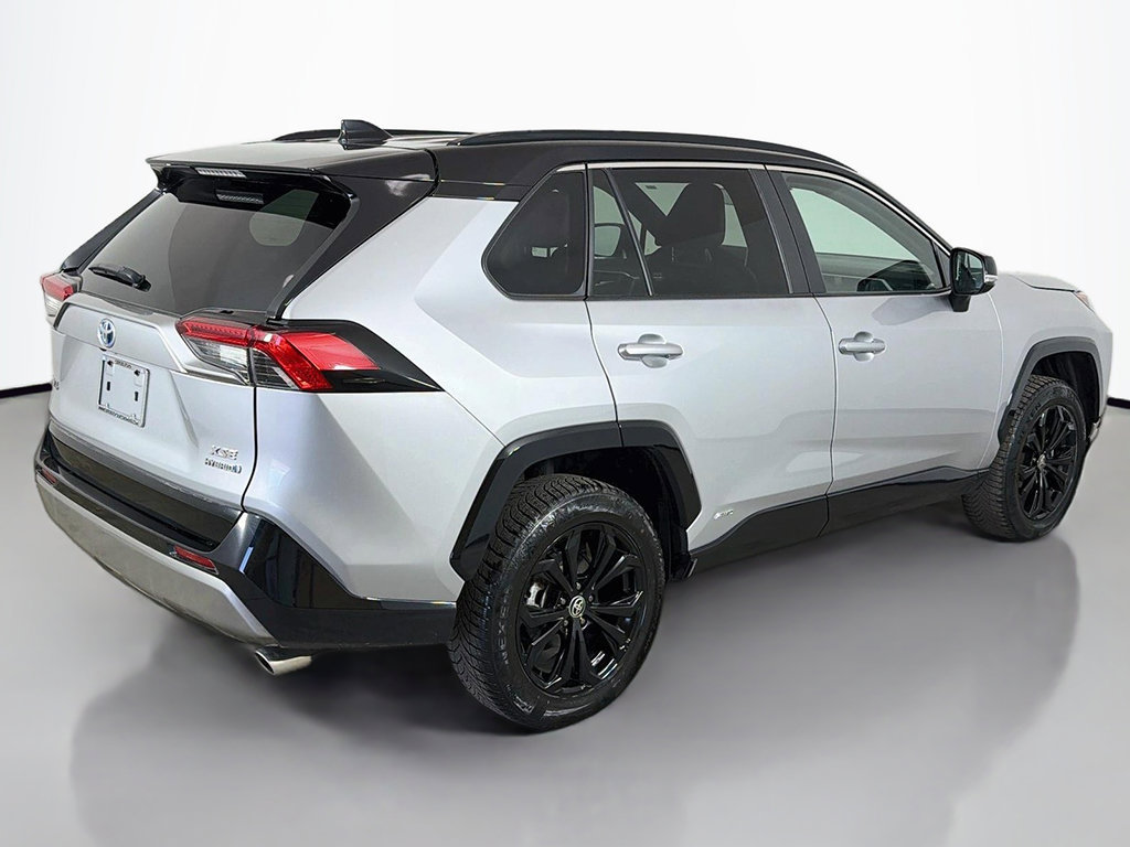 Used 2022 Toyota RAV4 XSE w/ XSE Grade Weather Package AWD/4WD image 13