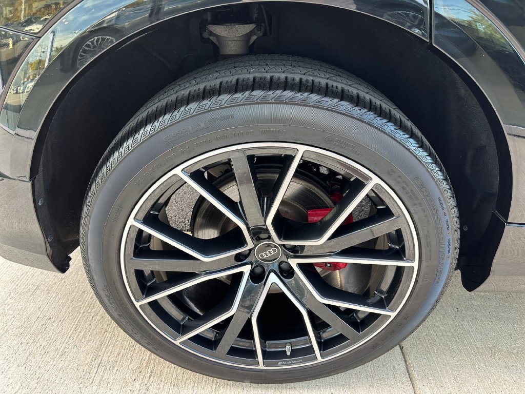 Certified 2023 Audi Q8 Premium Plus w/ Premium Plus Package AWD/4WD image 18