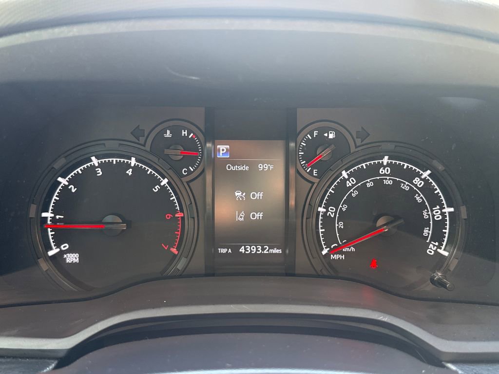 Used 2020 Toyota 4Runner SR5 Premium w/ Moonroof Package image 20