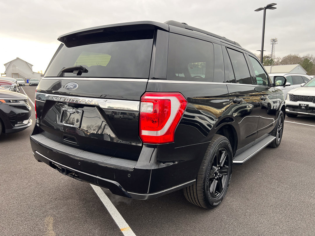 Used 2021 Ford Expedition XLT AWD/4WD image 12