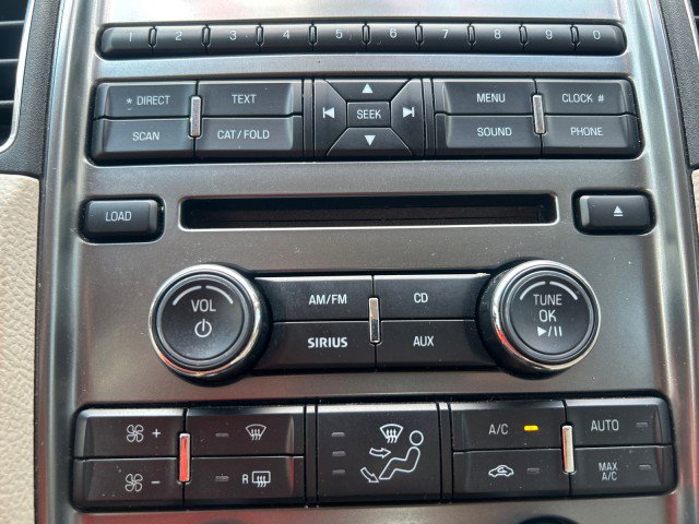 Used 2011 Ford Taurus Limited FWD image 16