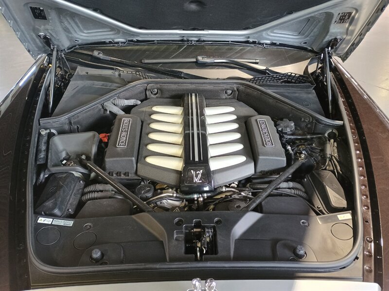Used 2013 Rolls-Royce Ghost RWD image 54