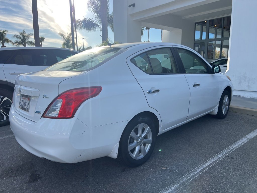 Used 2012 Nissan Versa SL image 4