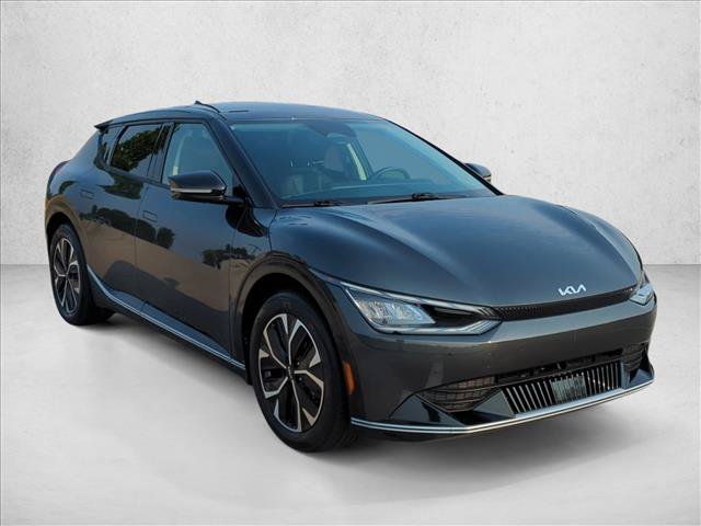 Used 2023 Kia EV6 Wind RWD image 3