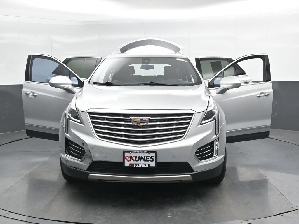 Used 2017 Cadillac XT5 Platinum w/ Driver Assist Package AWD/4WD image 47