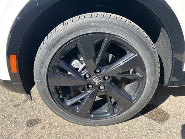 New 2025 Buick Envision Sport Touring image 54