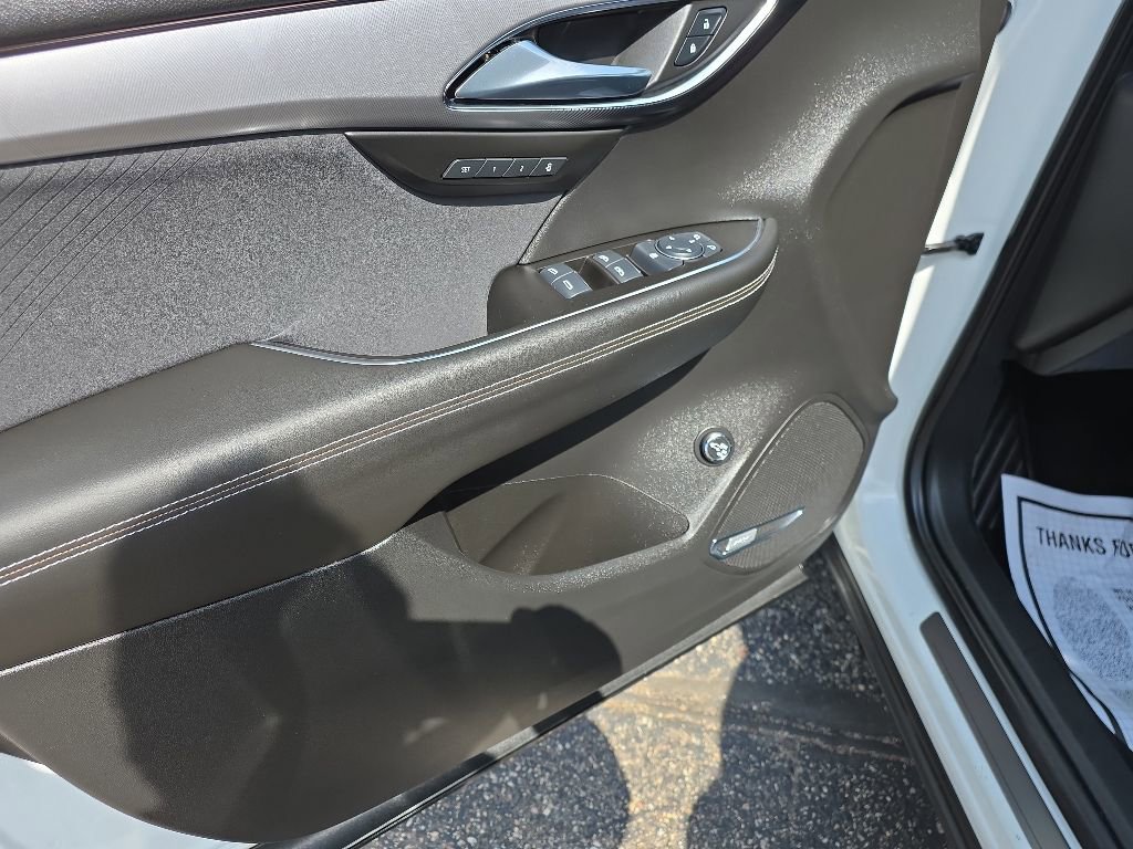 Used 2024 Buick Envision Sport Touring AWD/4WD image 19