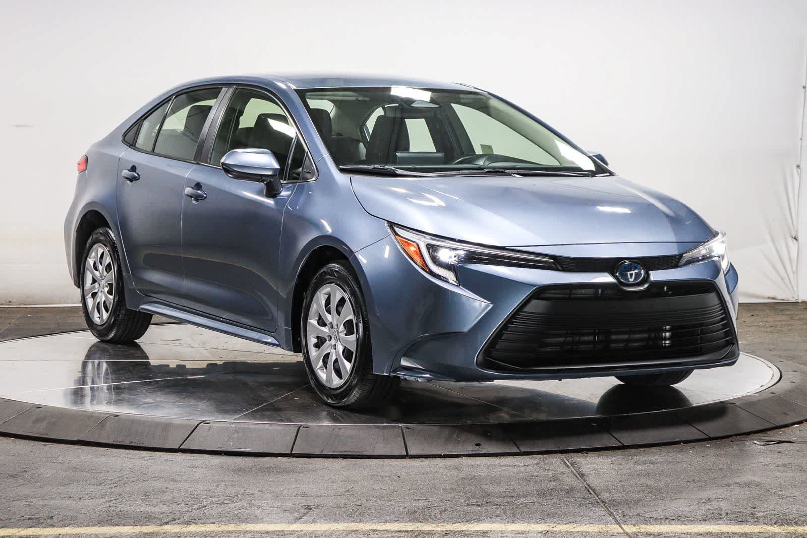 Certified 2023 Toyota Corolla LE FWD image 6