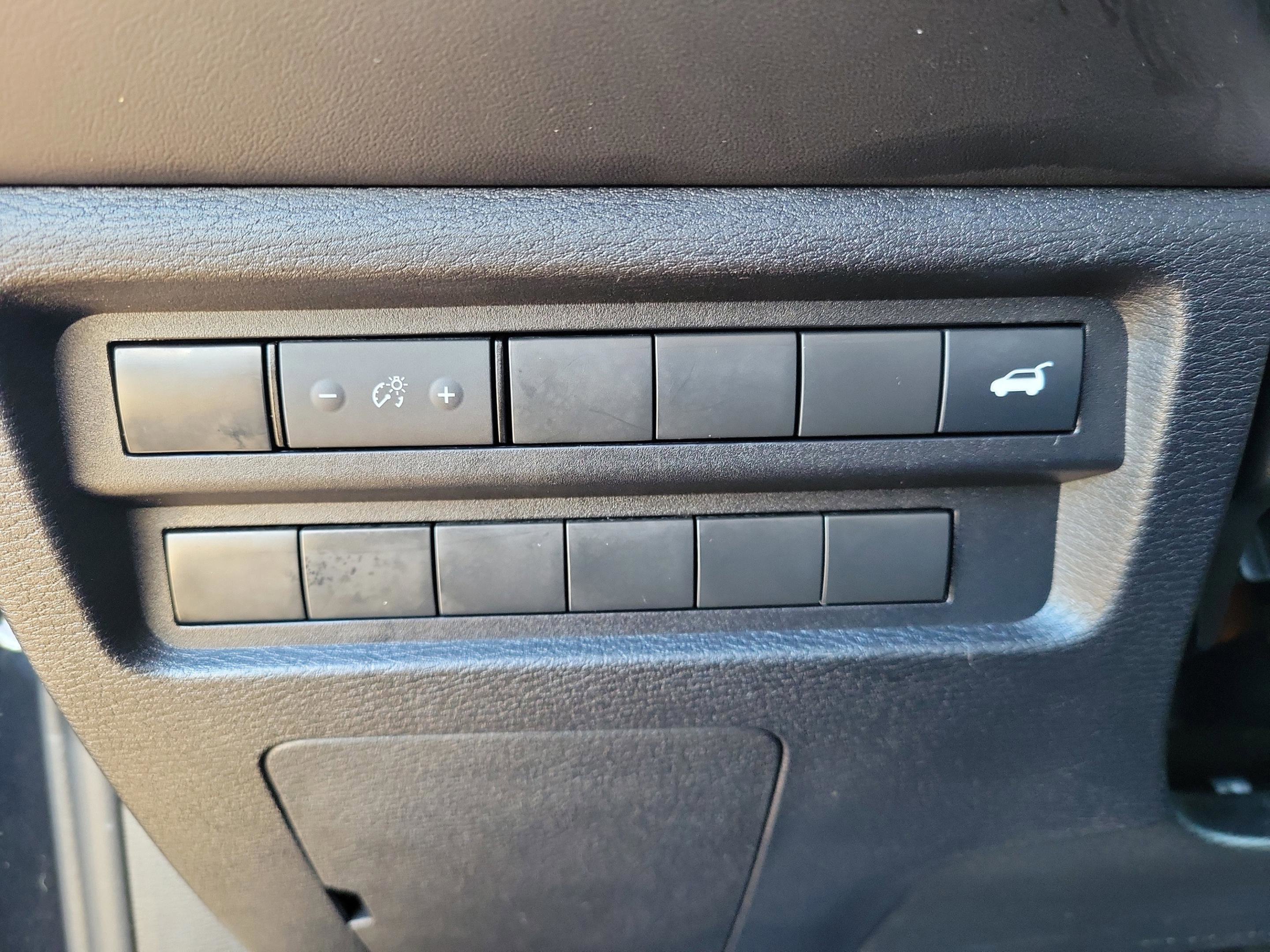 Used 2024 Mitsubishi Outlander SE image 18