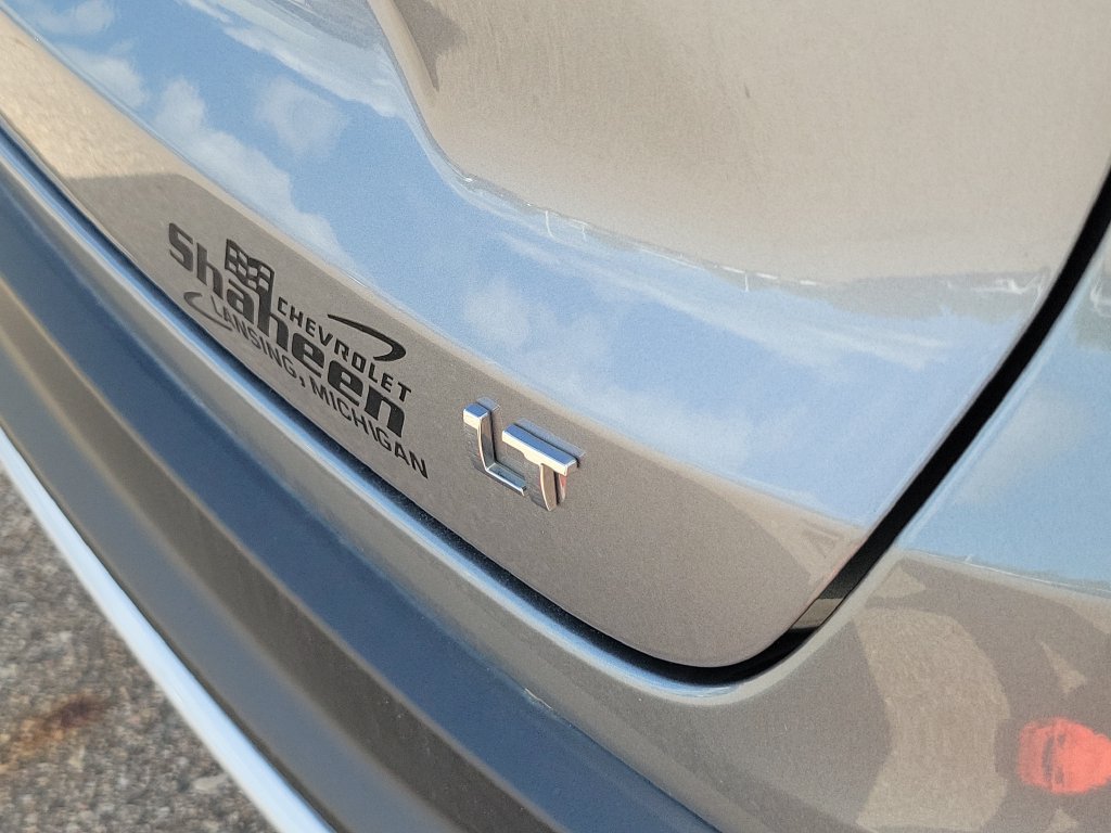 Used 2024 Chevrolet Trax LT w/ LT Convenience Package FWD image 35