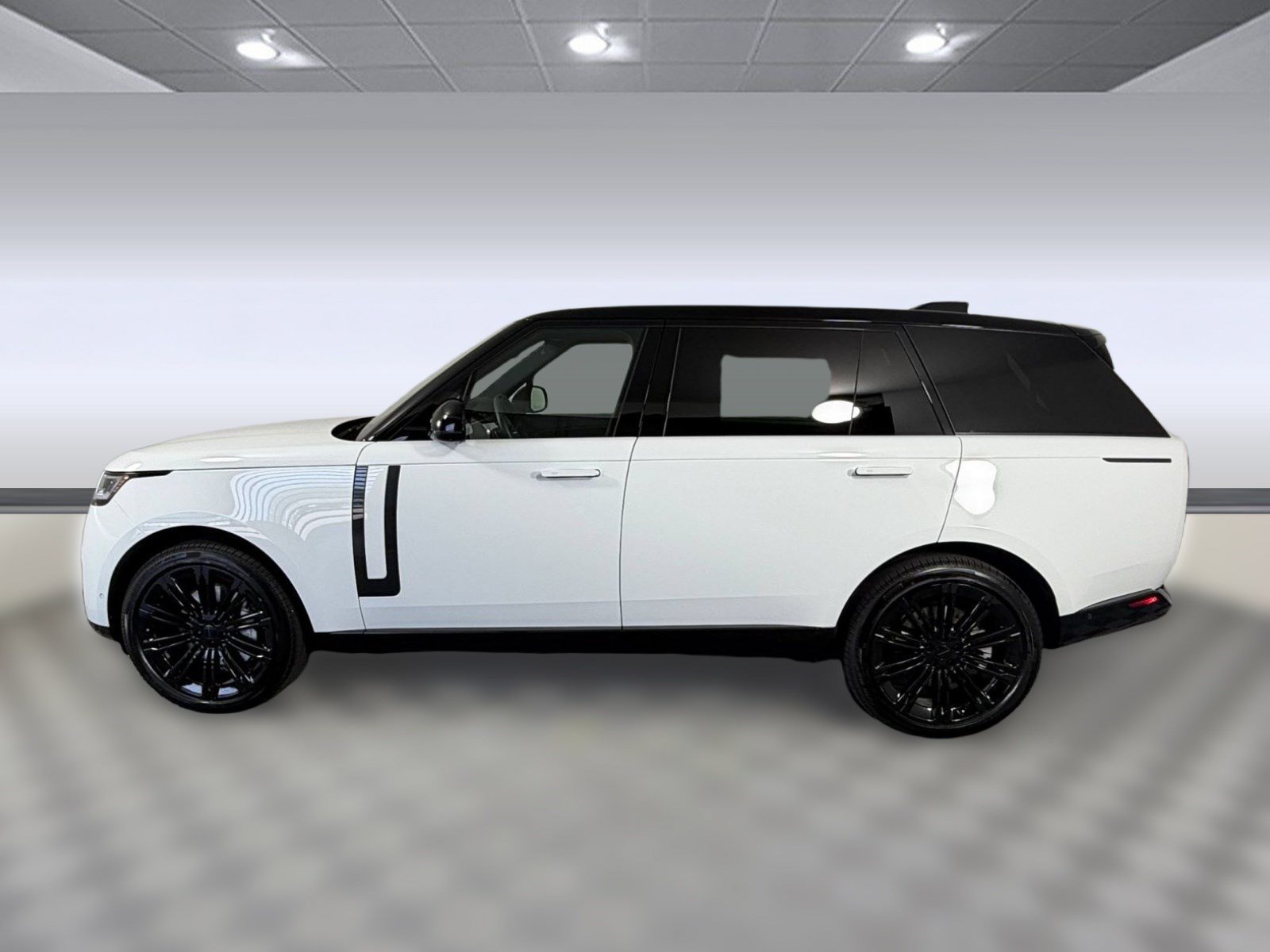 New 2026 Land Rover Range Rover Long Wheelbase SE AWD/4WD image 2