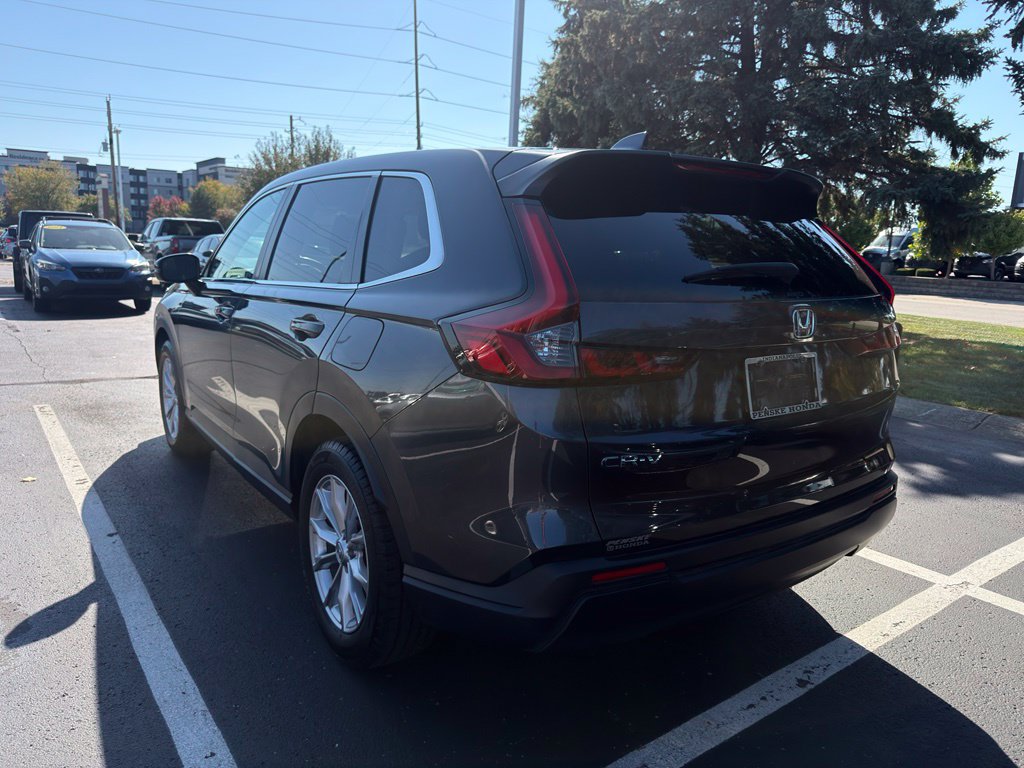 Used 2024 Honda CR-V EX image 2