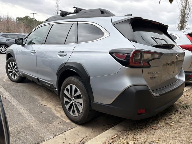 Used 2025 Subaru Outback Premium image 4