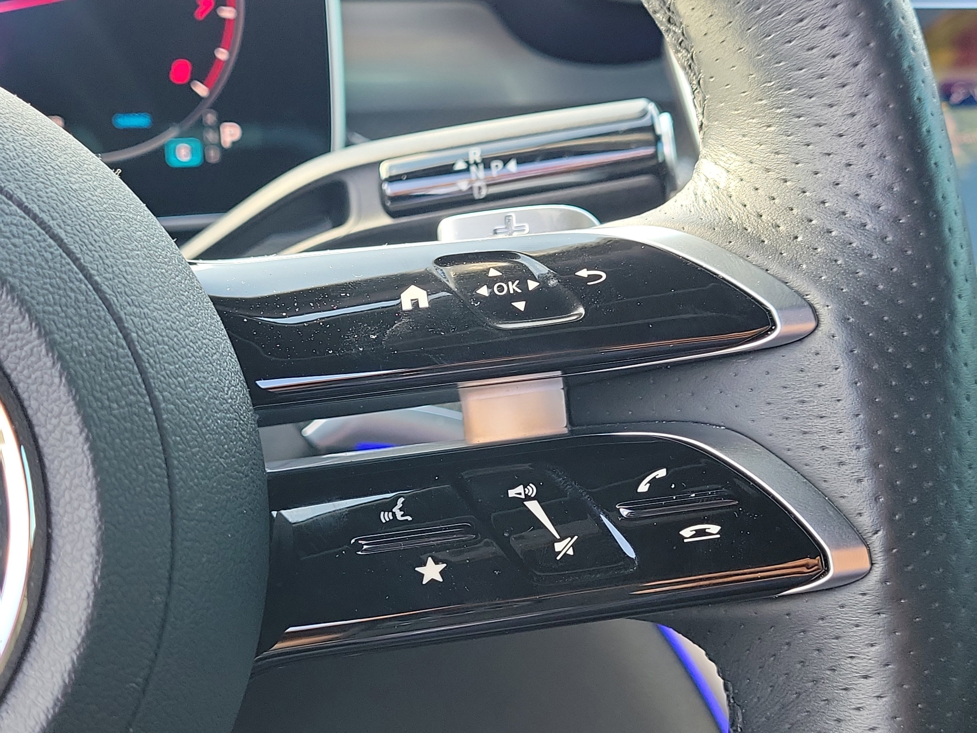 Used 2024 Mercedes-Benz CLE 300 4MATIC Coupe image 28