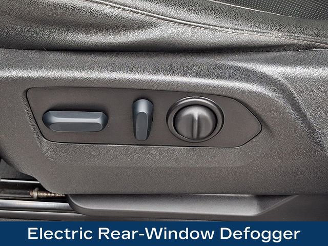 Used 2022 Chevrolet Silverado 2500 LTZ w/ LTZ Premium Package image 21