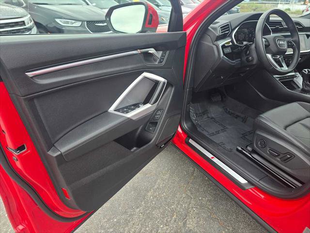 Used 2024 Audi Q3 2.0T Premium Plus AWD/4WD image 23
