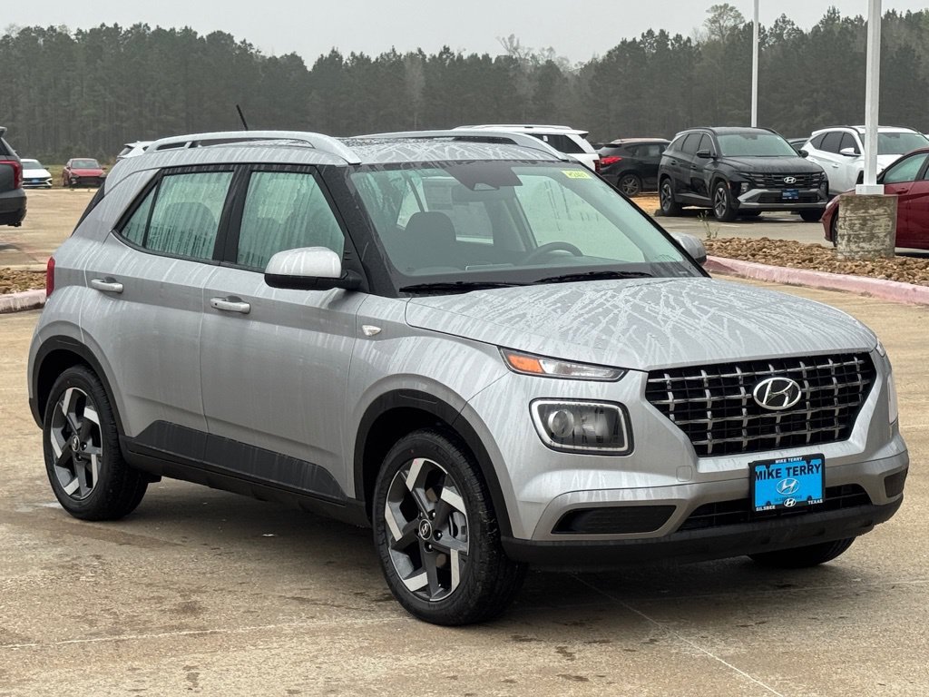 New 2026 Hyundai Venue SEL FWD image 10