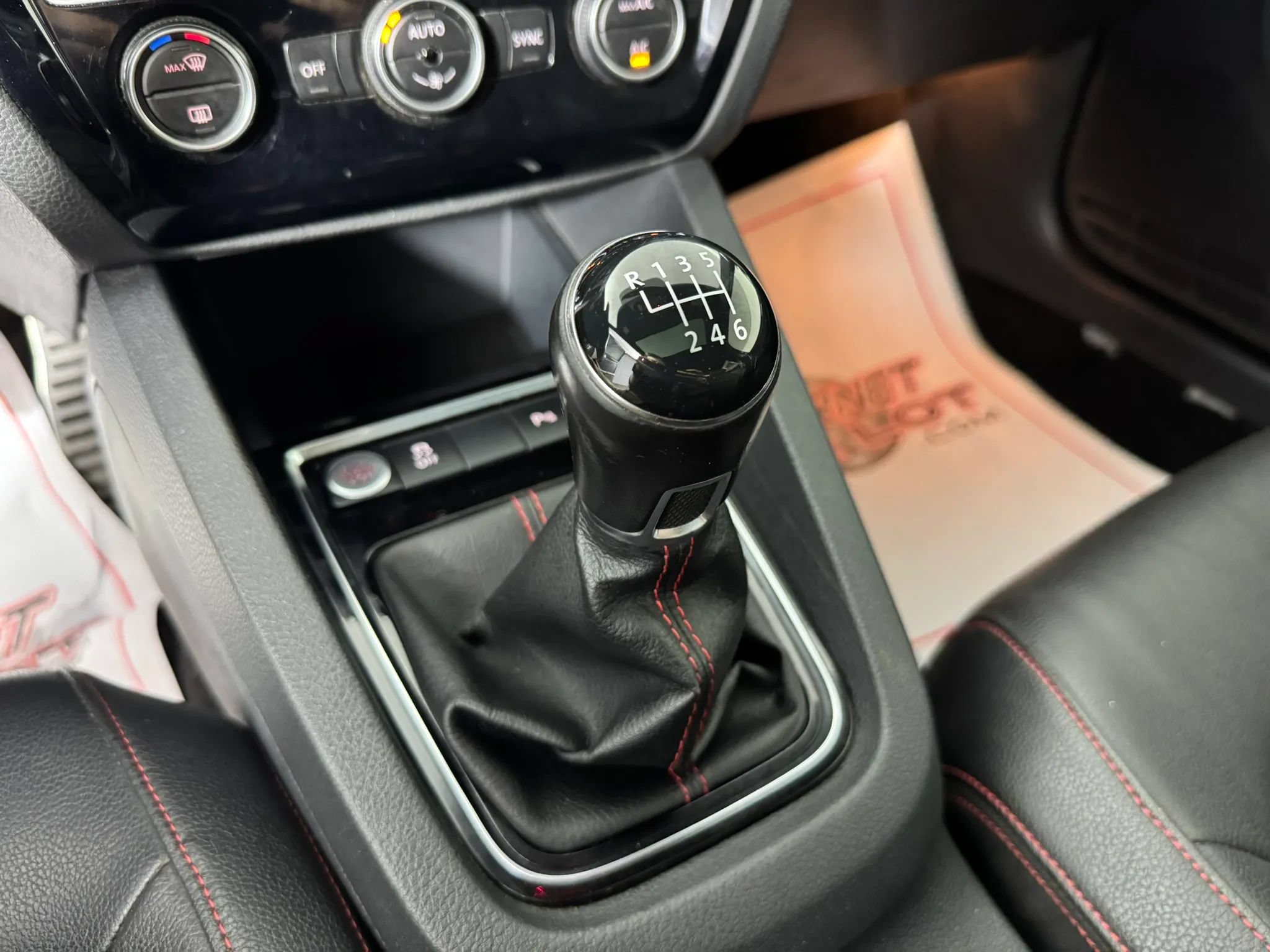 Used 2017 Volkswagen Jetta GLI FWD image 21