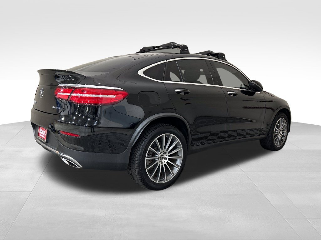 Used 2017 Mercedes-Benz GLC 300 4MATIC Coupe image 5