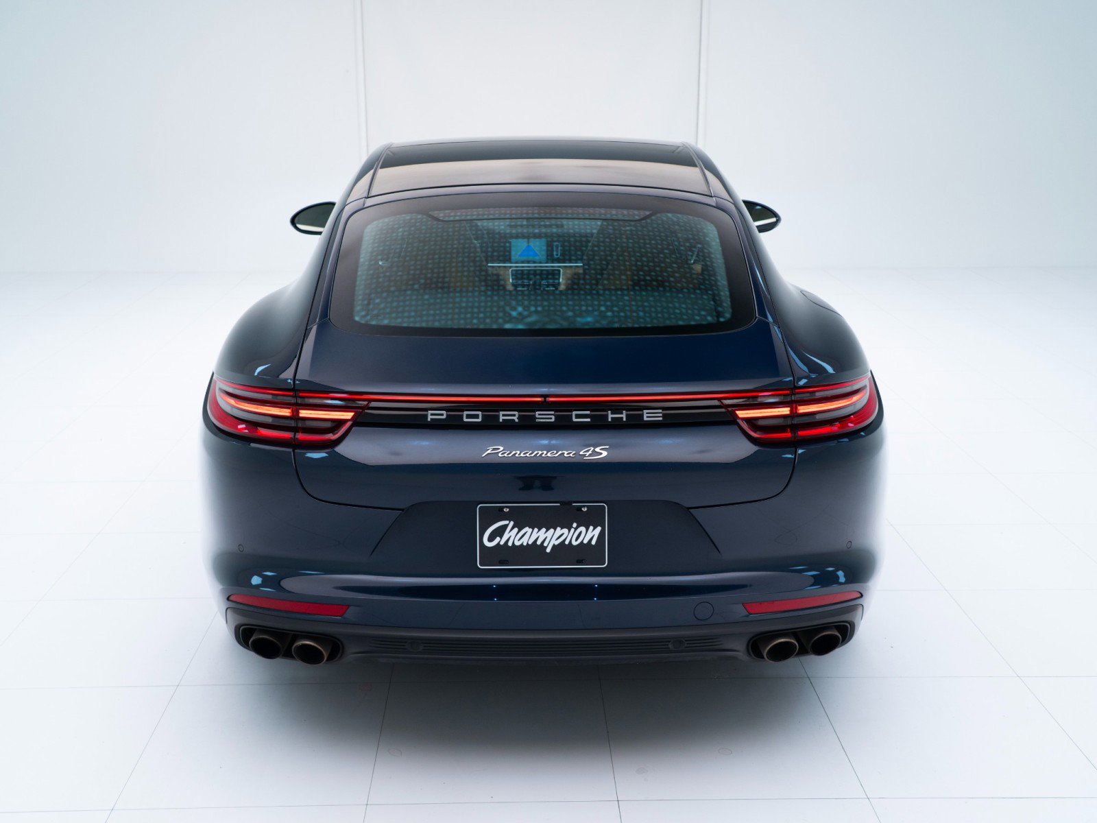 Certified 2018 Porsche Panamera 4S AWD/4WD image 10