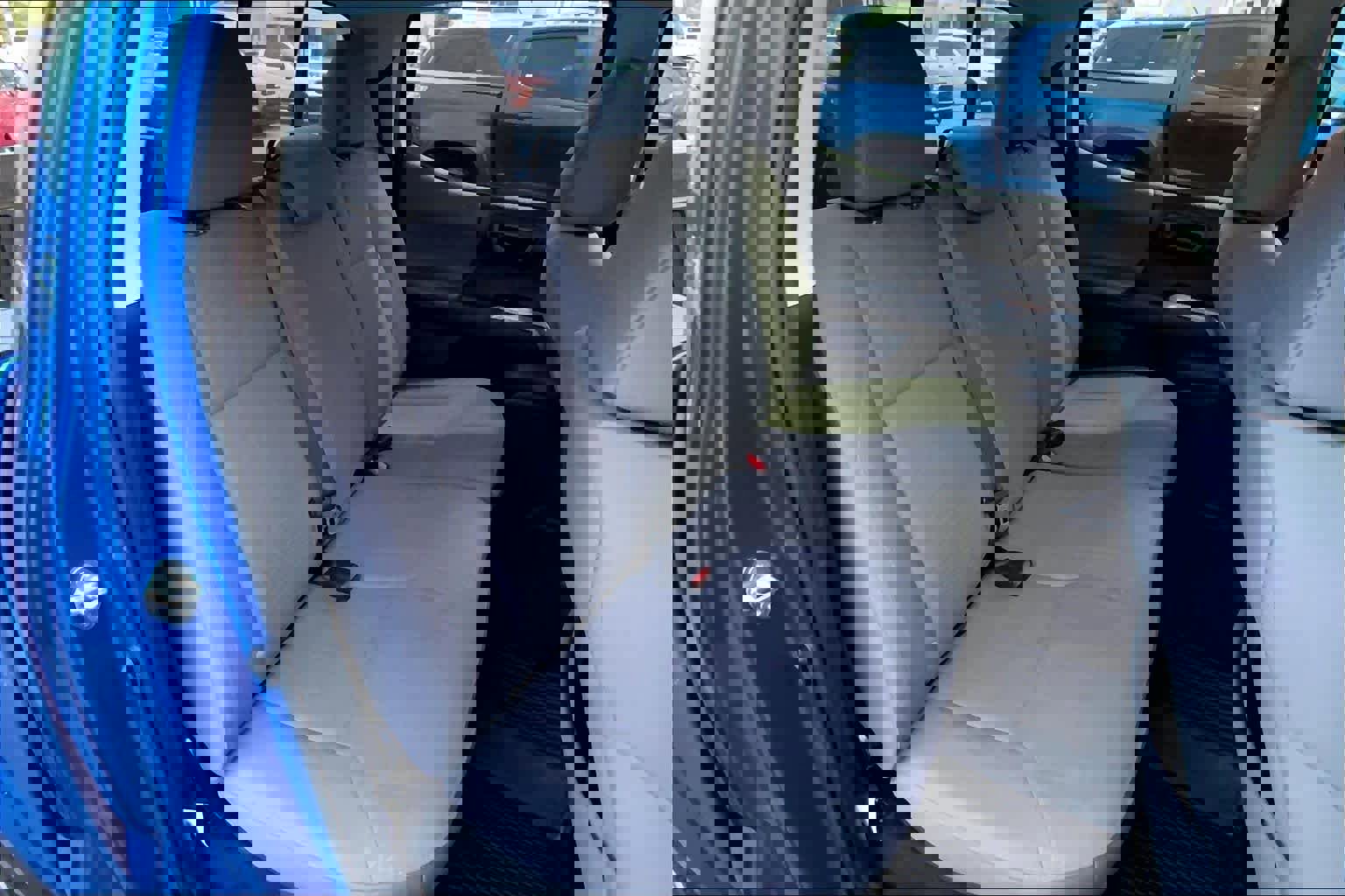 Used 2018 Toyota Tacoma SR5 AWD/4WD image 19