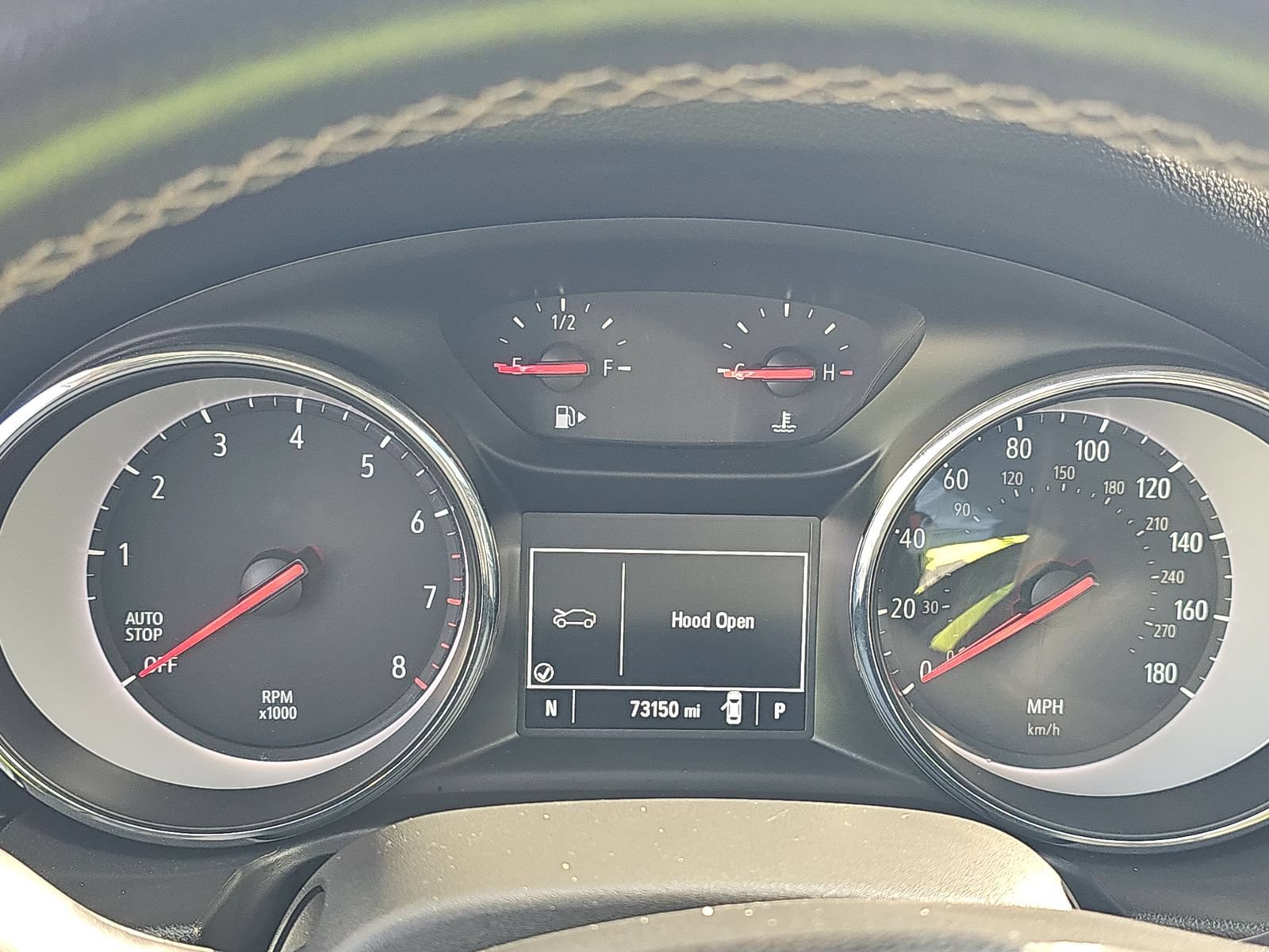 Used 2018 Buick Regal Preferred FWD image 2