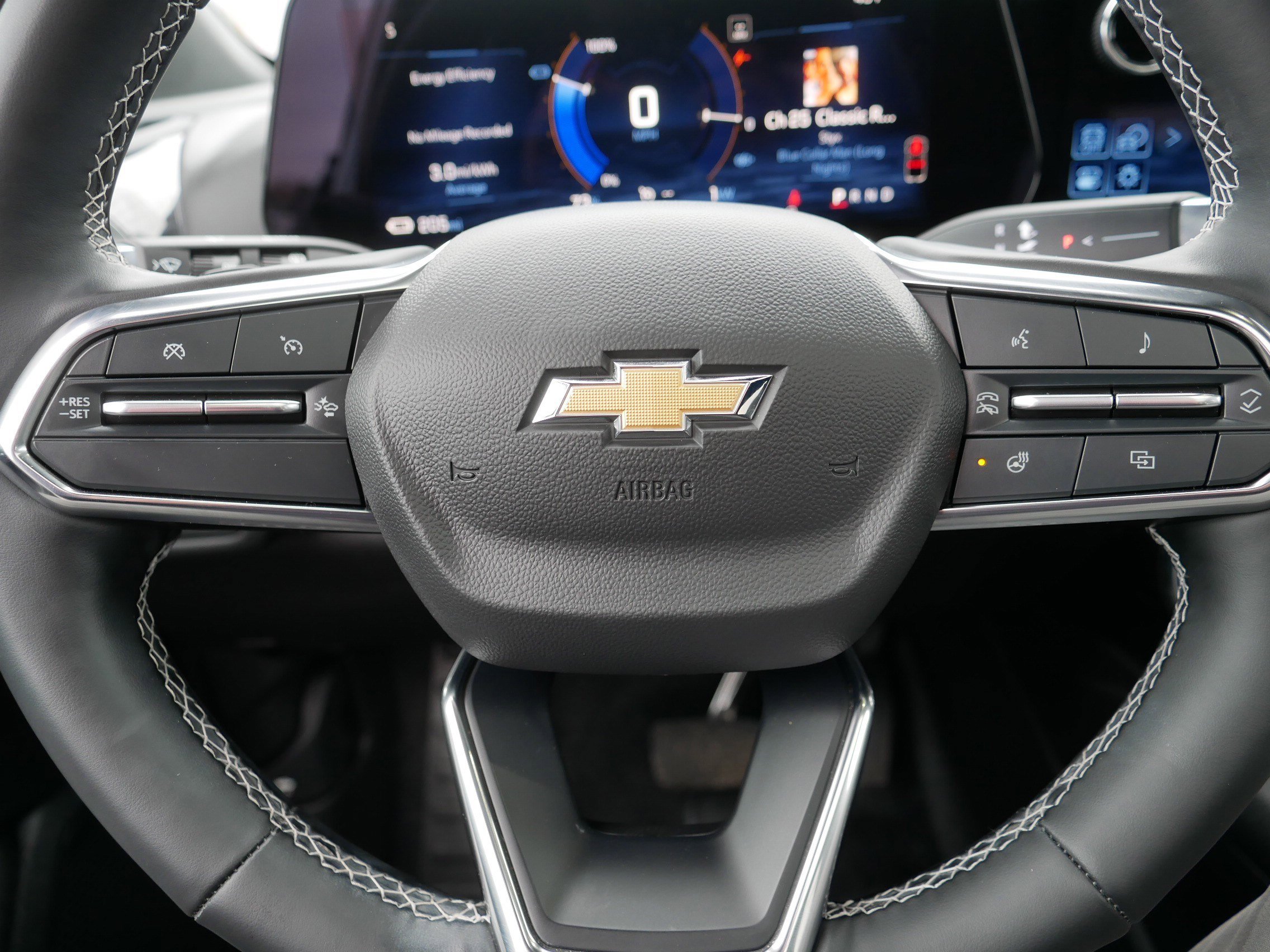 Used 2024 Chevrolet Blazer EV LT image 25