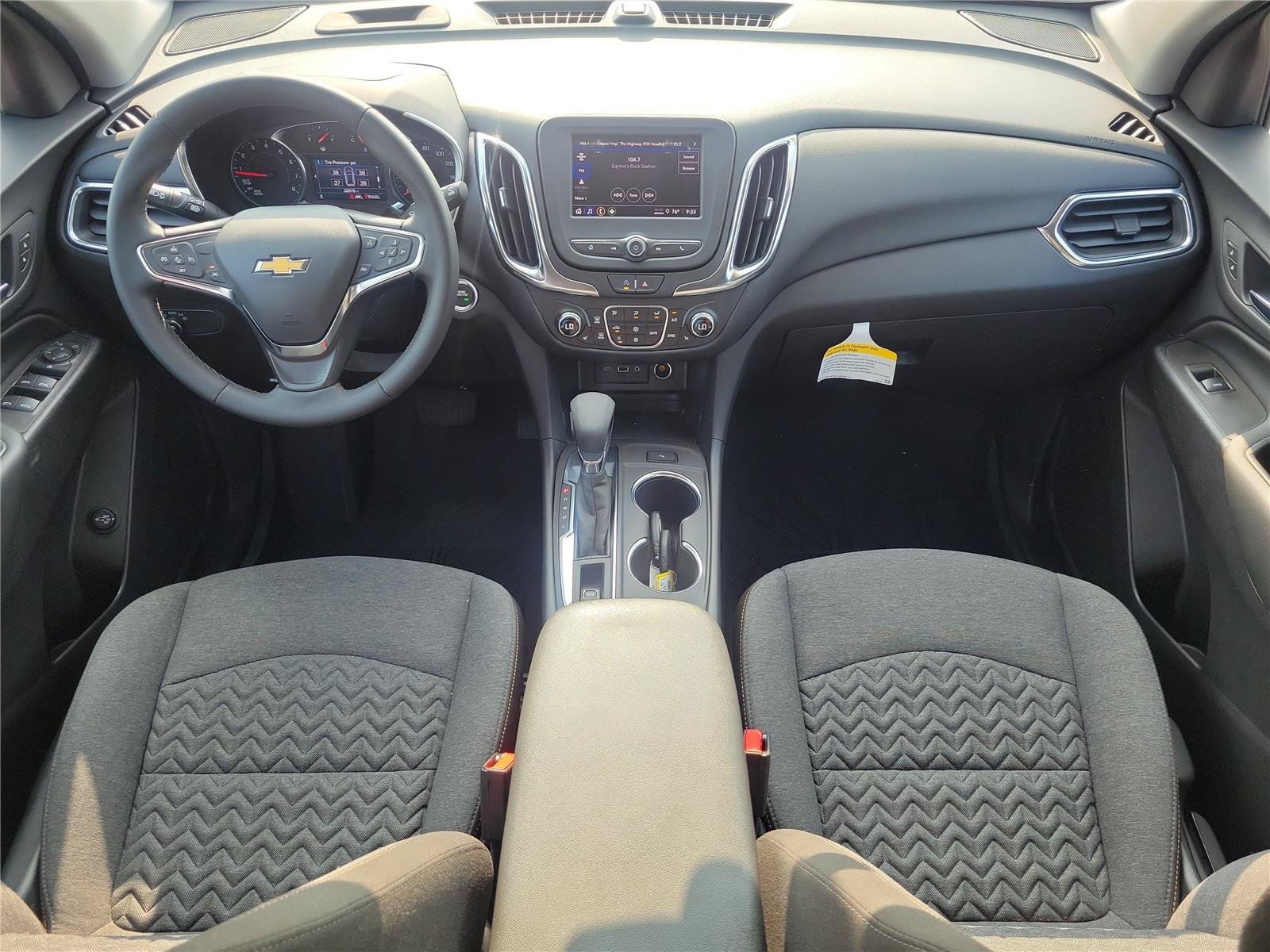 Used 2024 Chevrolet Equinox LT w/ LPO, Floor Liner Package FWD image 9