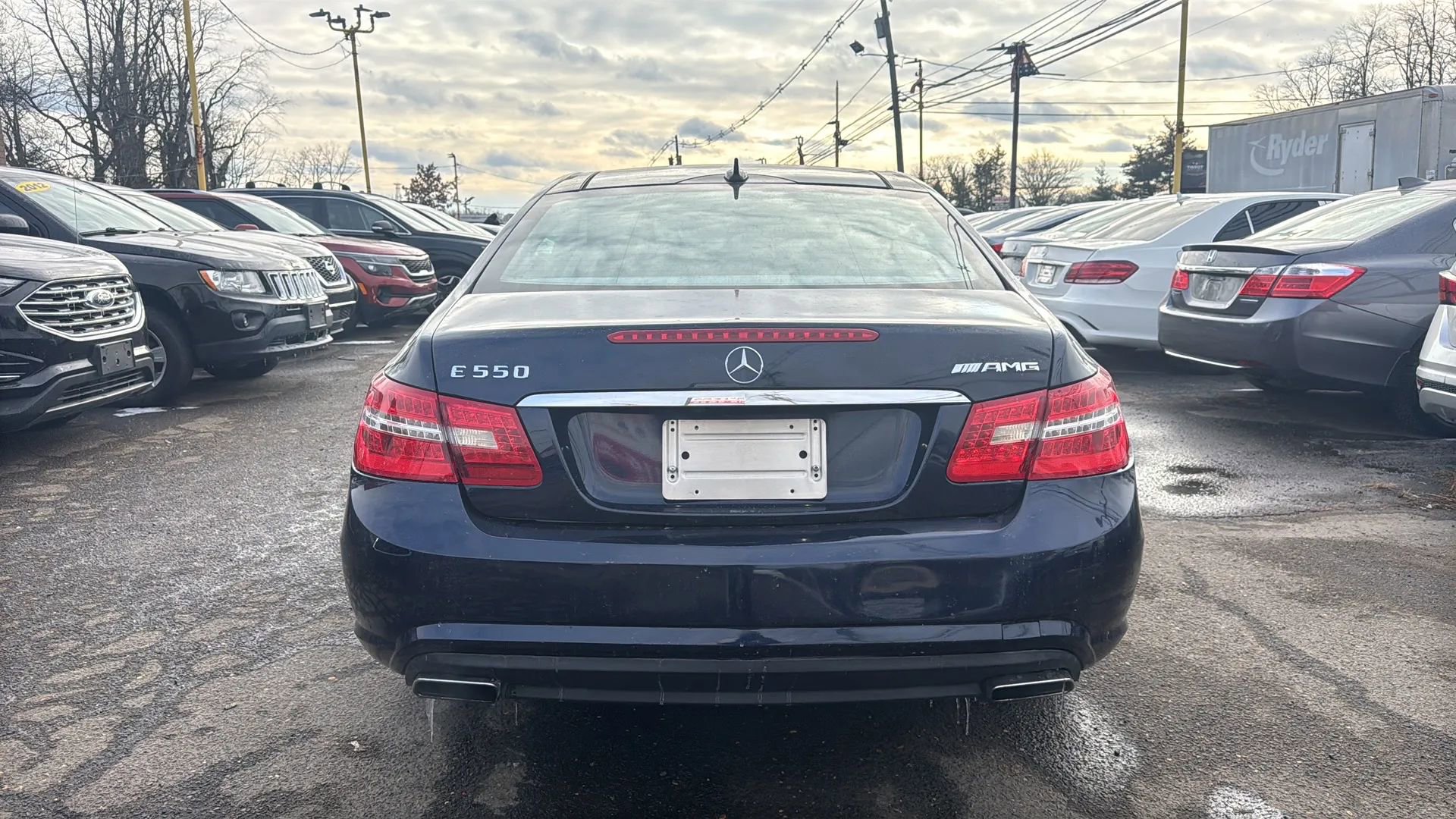Used 2012 Mercedes-Benz E 550 Coupe w/ Driver Assistance Pkg image 6